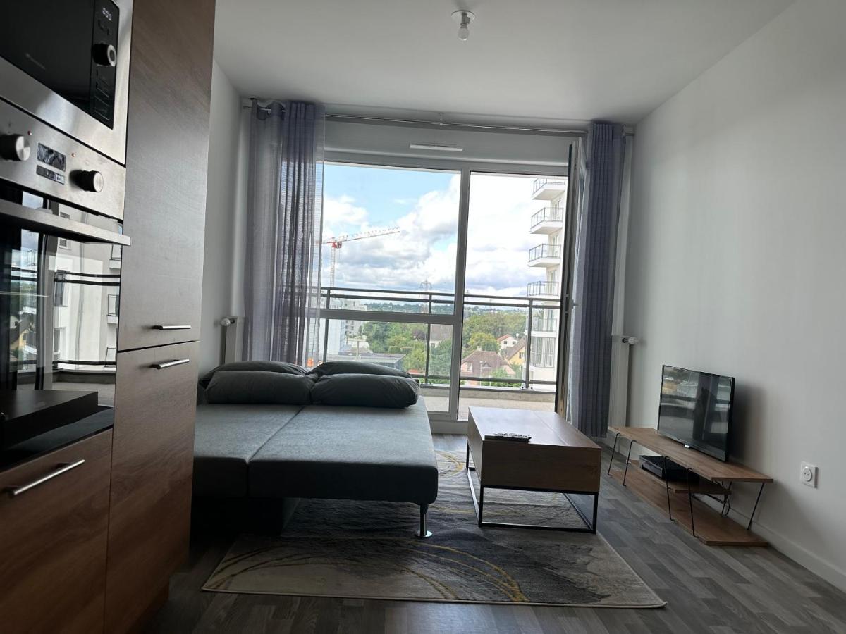 Agreable 2 Pieces Avec Balcon Et Parking Transports By Immo Kit Bnb Sarcelles Exterior photo
